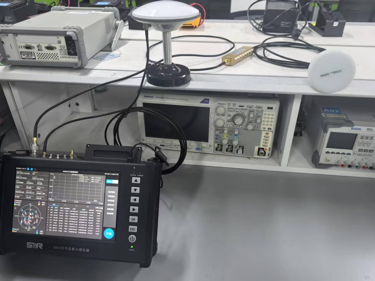 GNSS信号采集与模拟器